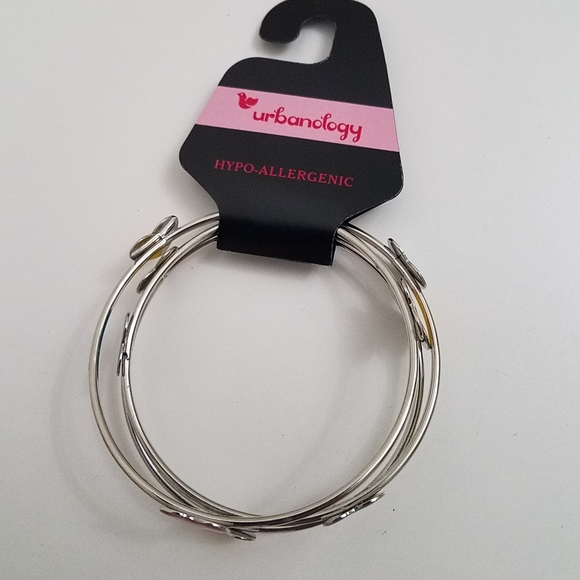 $15 Red Heart Earrings with Colorful Bracelet Bundle - Picture 8 of 9